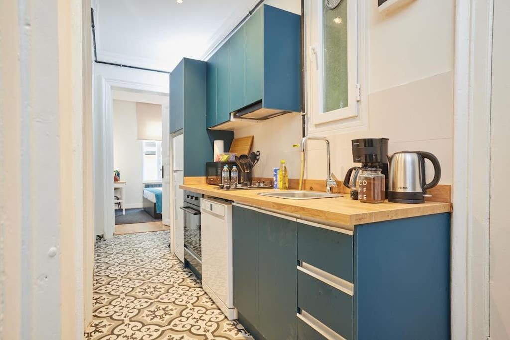Appartamento Charming 3br 2bath Ac In Center - Santur D8