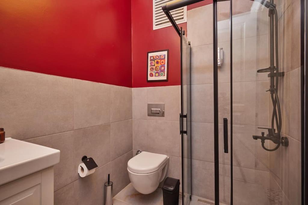 Charming 3br 2bath Ac In Center - Santur D8 Appartamento *